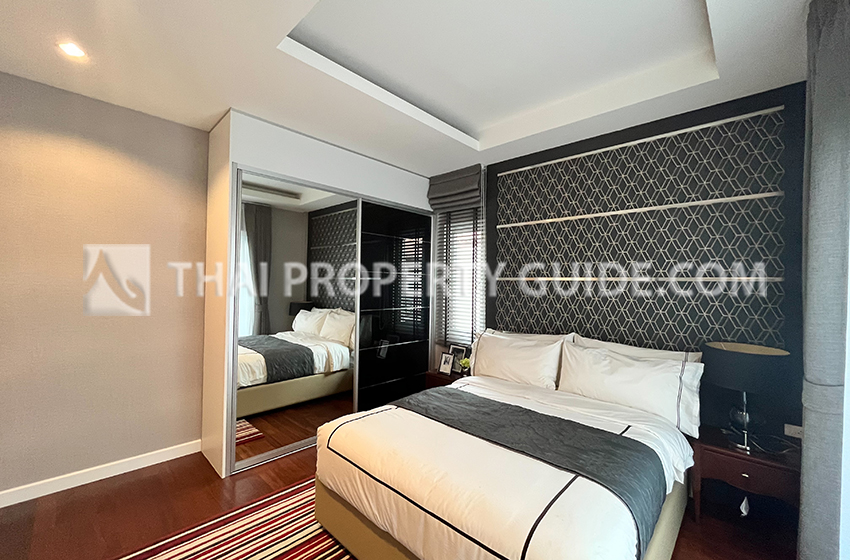 House with Shared Pool in Sukhumvit 